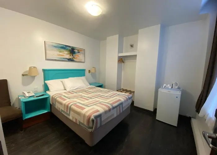 Hotel Visitel Montreal