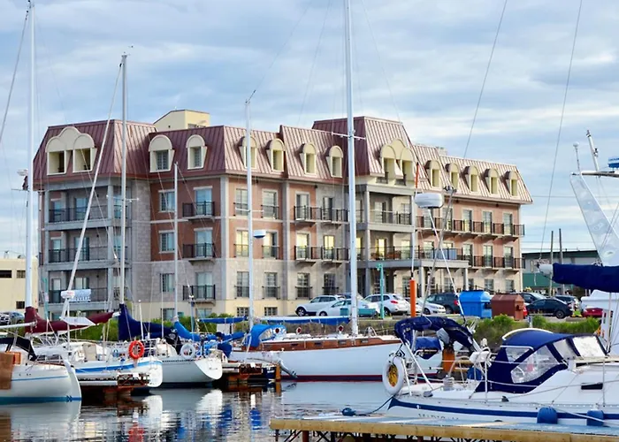 Sept-Iles Hotels