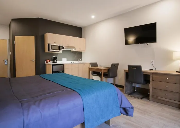 Carleton-sur-Mer Hotels