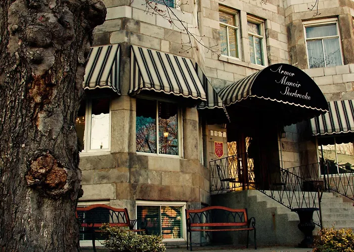 Saint-Lambert Hotels