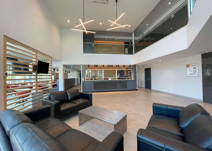 Laurier Station Hotels