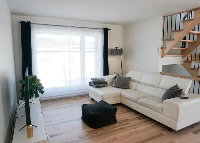 Le Citadin - Maison Neuve Moderne & Ensoleillee Quebec City