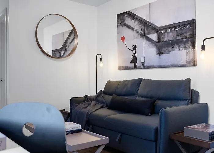 Liv Mtl Soho Spacious Rooftop Suites For Groups Near Downtown Montreal