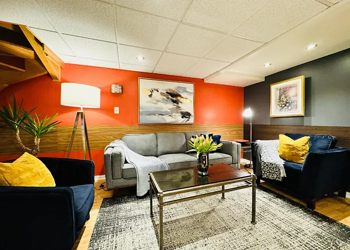 Private Grace House Subway Private Parking 5 Mins Downtown Apartment Montreal