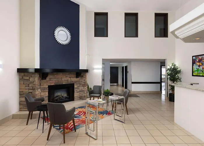 Super 8 By Wyndham St-Jerome Hotel Saint-Jerome