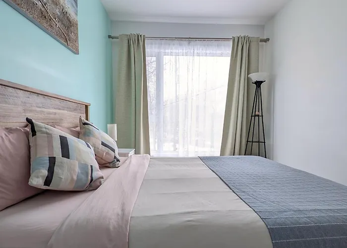 La Vie Est Belle: Free Parking, Gym, Rooftop Terrace Quebec City