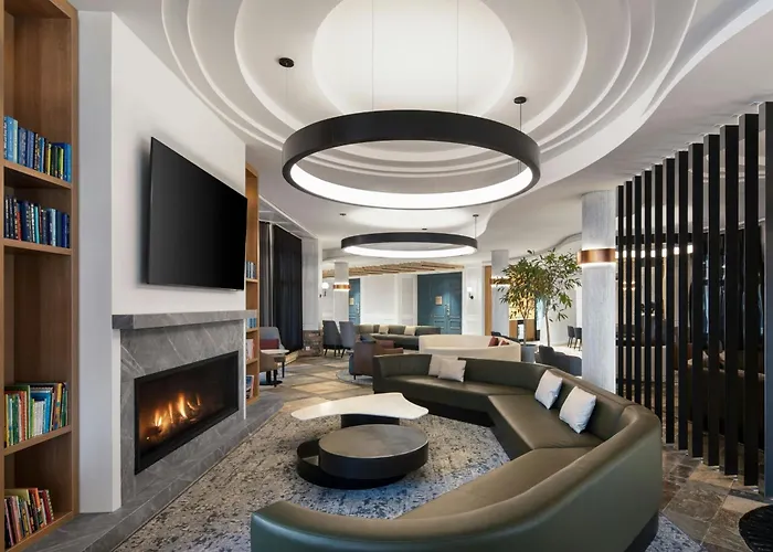 Mont-Tremblant Beach hotels