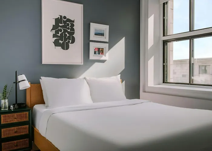 Sonder By Marriott Bonvoy Le Victoria Apartments Old Montreal
