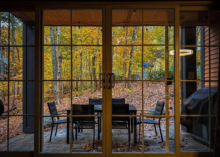 Private Luxurious Mont Tremblant 2Bd 2Bth Villa