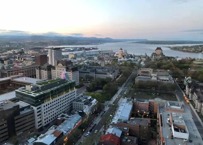 Cheap Hotels near Gare du Palais in Quebec City