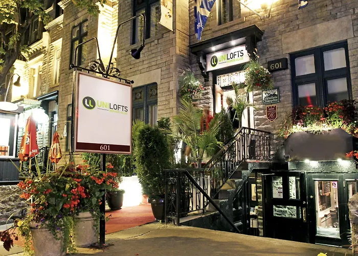 Quebec City 3 Star Hotels near Parc Victoria