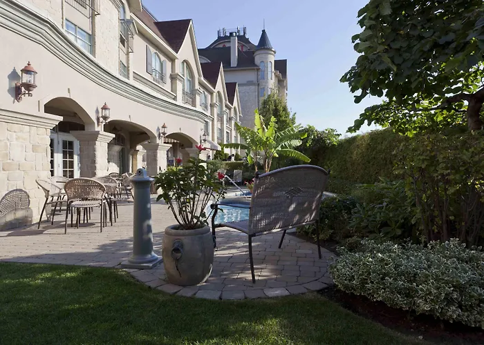 Laval hotels near Parc D'Argenson