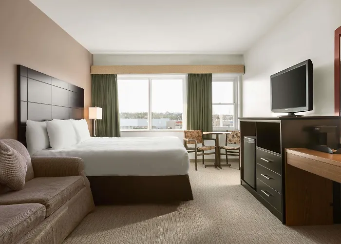 Baie-Comeau Hotels