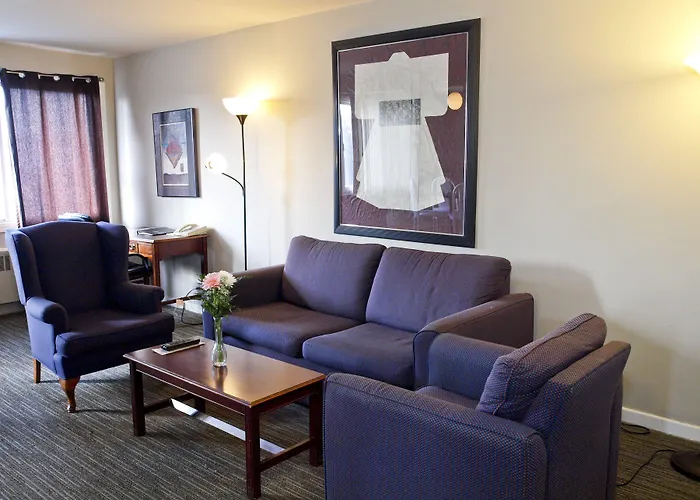 Beausejour Hotel Apartments/Hotel Dorval