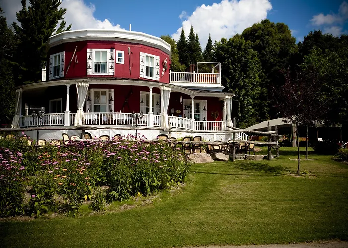 Auberge De La Tour Du Lac Sainte-Agathe-des-Monts
