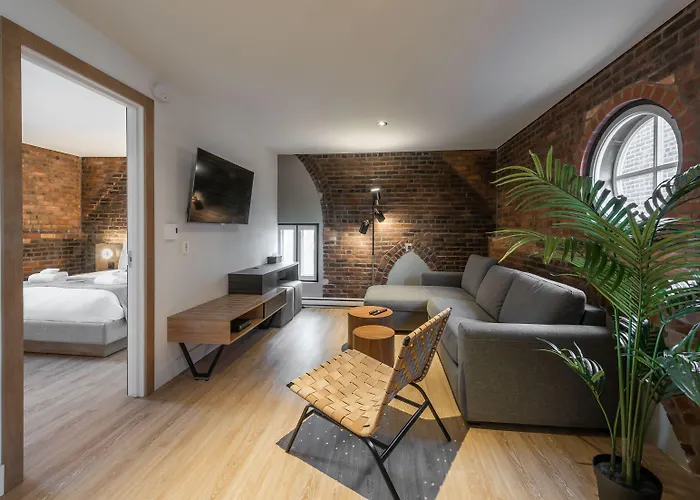 Pet friendly Le 31 Mcmahon - Par Aneyro Apartment Quebec City