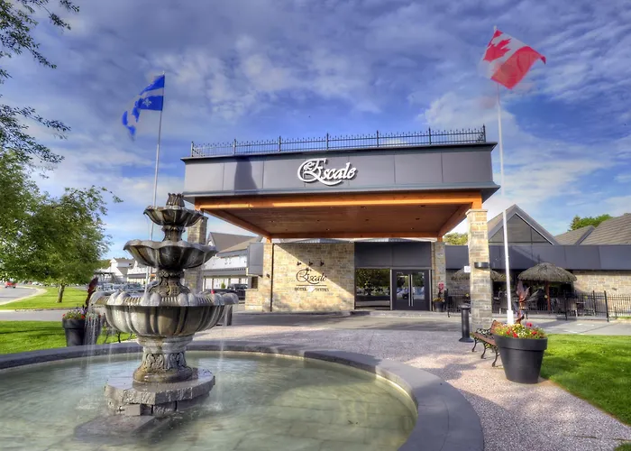 Val-d'Or hotels near Carrefour du Nord Ouest