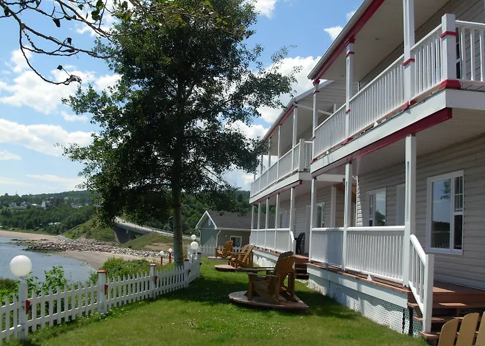 Motel Et Chalets Bo-Fleuve Evangeline Saint-Simeon 