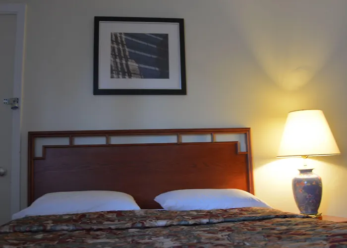 Motel Chez Nous Laval