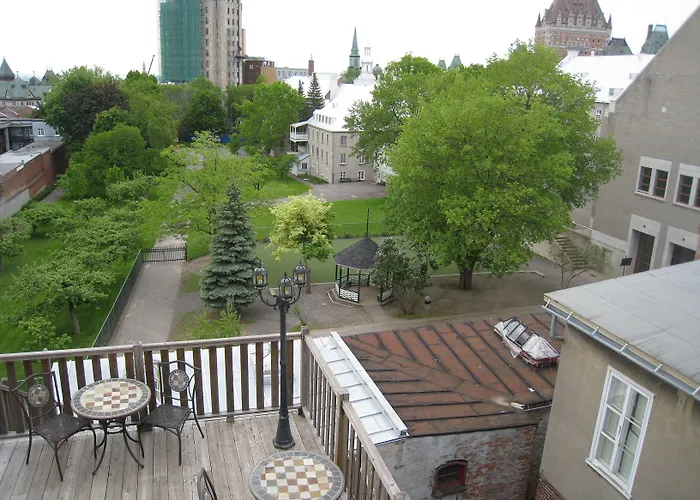 Boutique Castel D'Amerique Francaise Quebec City