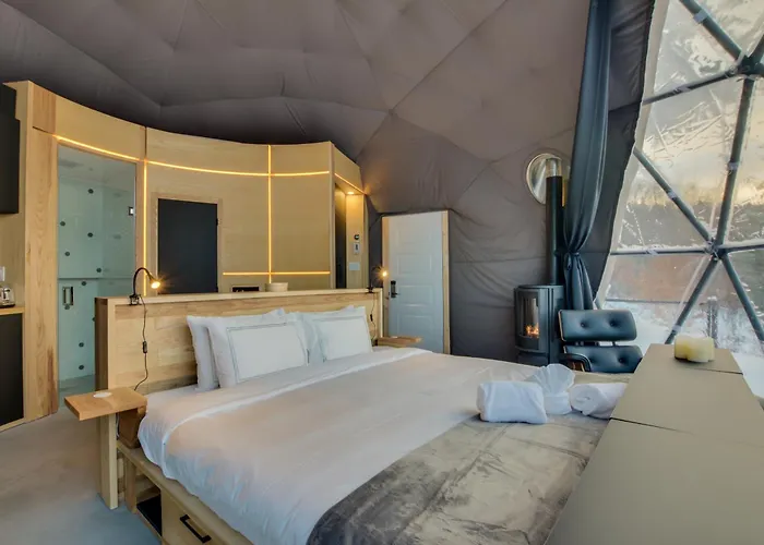 Private Bel Air Tremblant Hotel - Domes & Chalets Mont-Tremblant