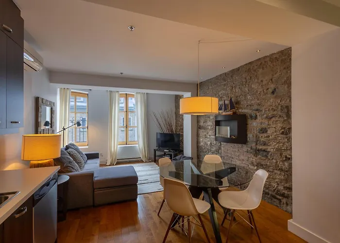 Pet friendly Les Immeubles Charlevoix - Le 1173 Apartment Quebec City