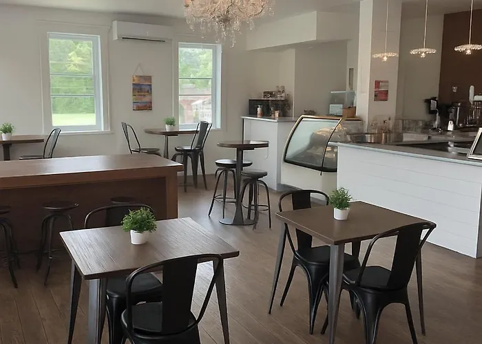 Le 900 Tremblant Inn Cafe And Bistro Mont-Tremblant