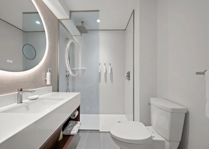 Saint-Laurent Hotels