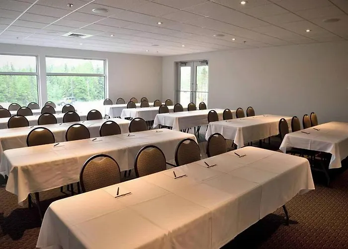 Thetford Mines Hotels