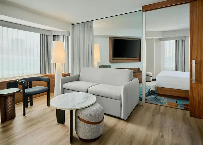 Ômage Hotel, Montreal Laval, A Tribute Portfolio Hotel