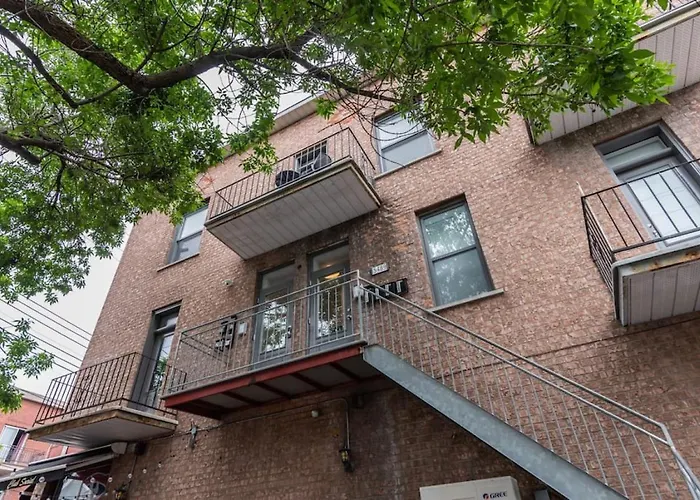 Live Like A Local In This Superb Loft By Den Stays Montreal
