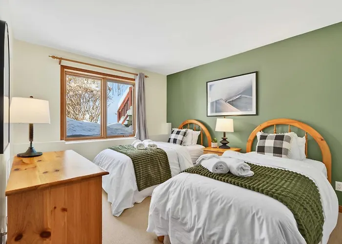 Pet friendly Haut-Bois By Rendez-Vous Mont-Tremblant