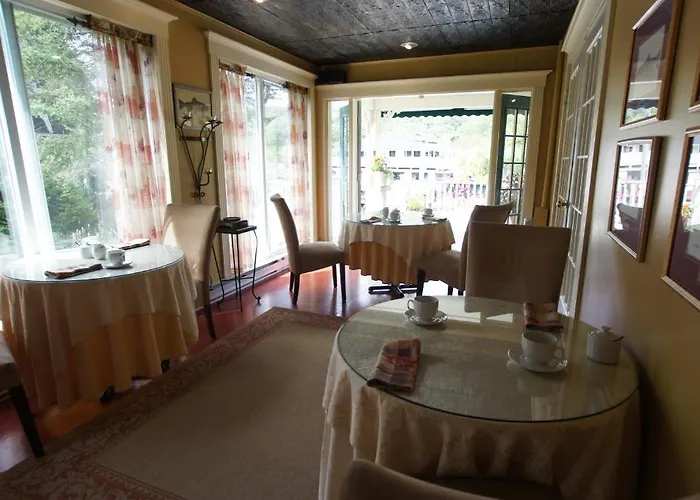 Serendipity B&B North Hatley