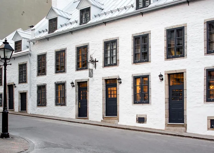 Cabin Rentals in Montreal near Montreal Museum of Archaeology and History