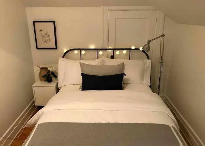 Jules & Jim Apartment Montreal