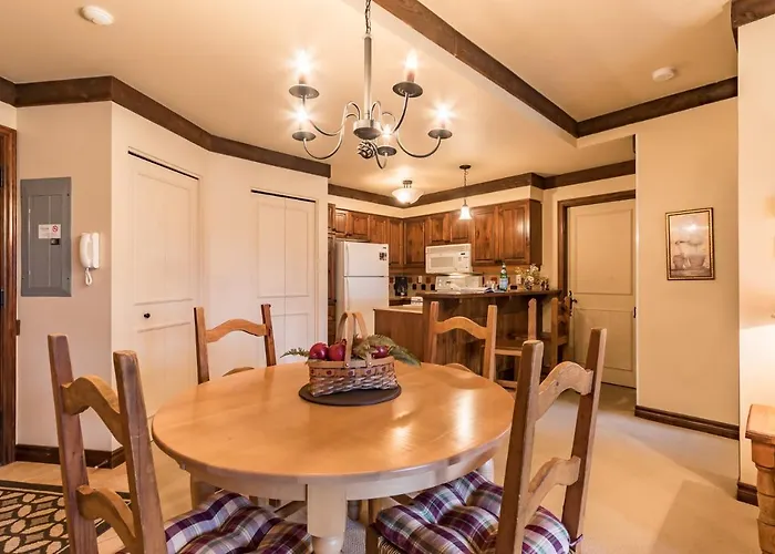 Algonquin By Tremblant Sunstar Apartment Mont-Tremblant
