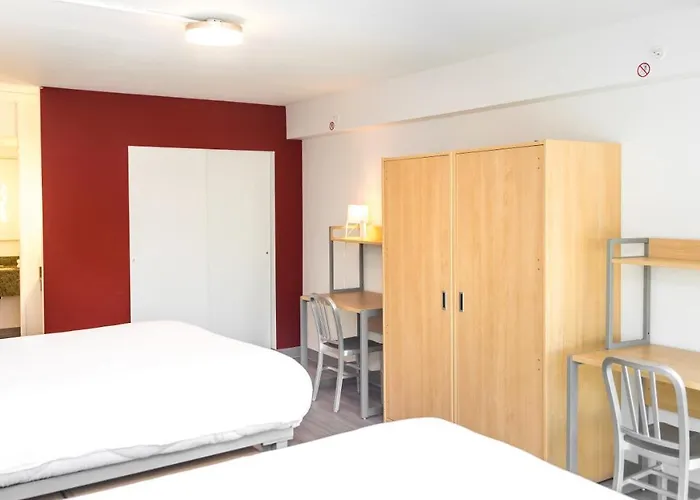 Pet friendly Campus1 Mtl Student Residence Downtown Montreal