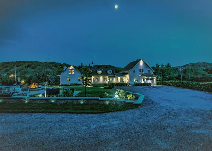 Auberge Sous L'Edredon B&B Saint-Sauveur